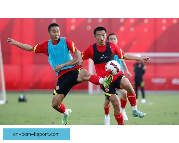 中国男足海口训练营启动体能强化周 主帅强调反击速度提升球队整体实力